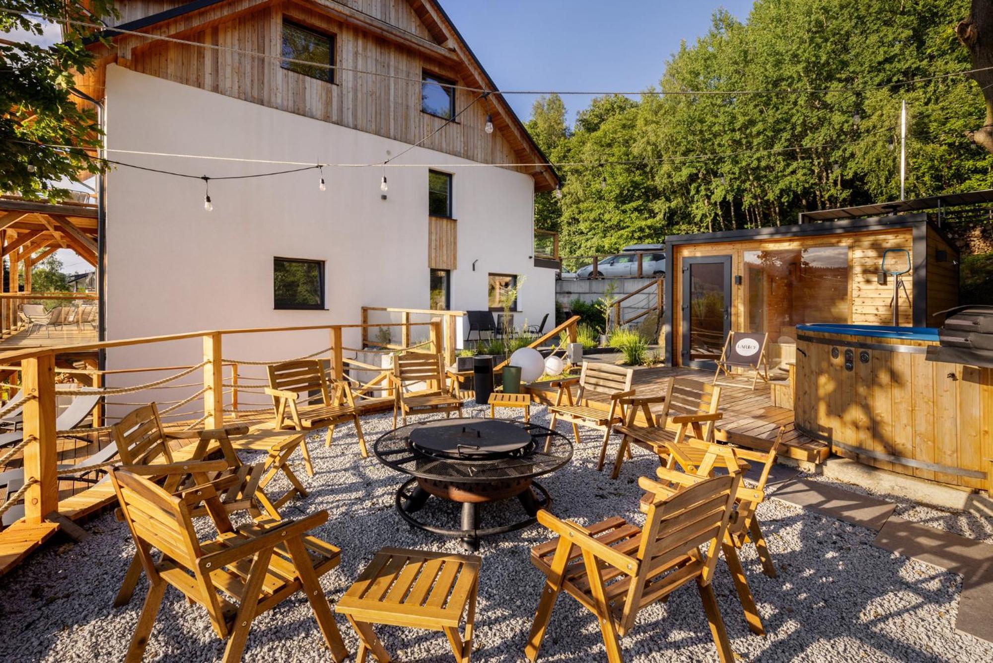Apartamenty Larice - Podgrzewany Basen, Balia I Sauna Świeradów-Zdrój Esterno foto