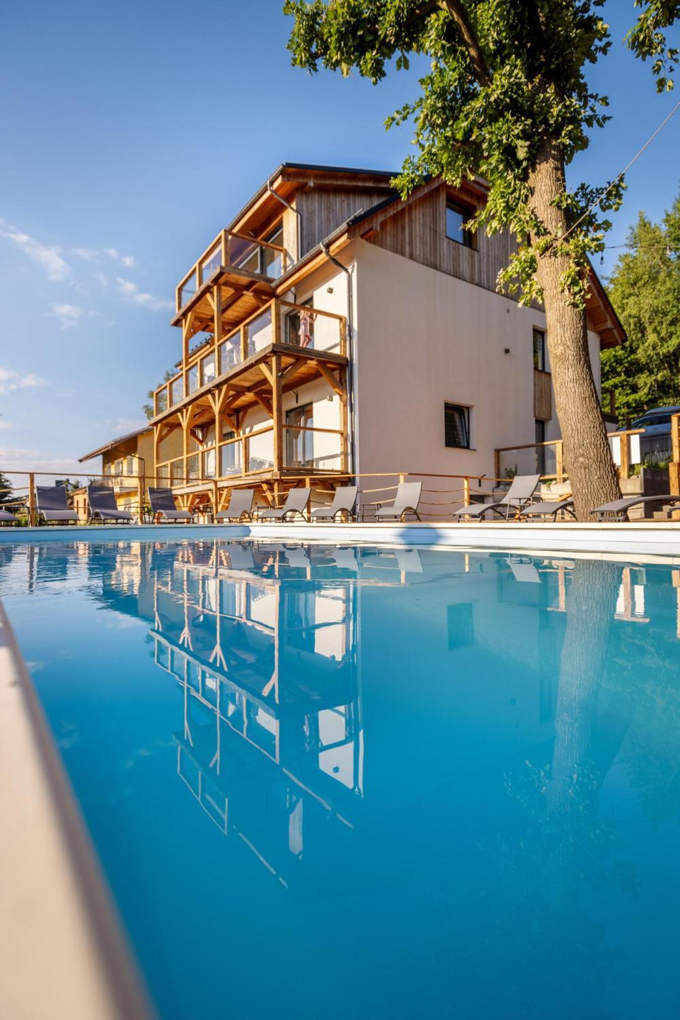 Apartamenty Larice - Podgrzewany Basen, Balia I Sauna Świeradów-Zdrój Esterno foto